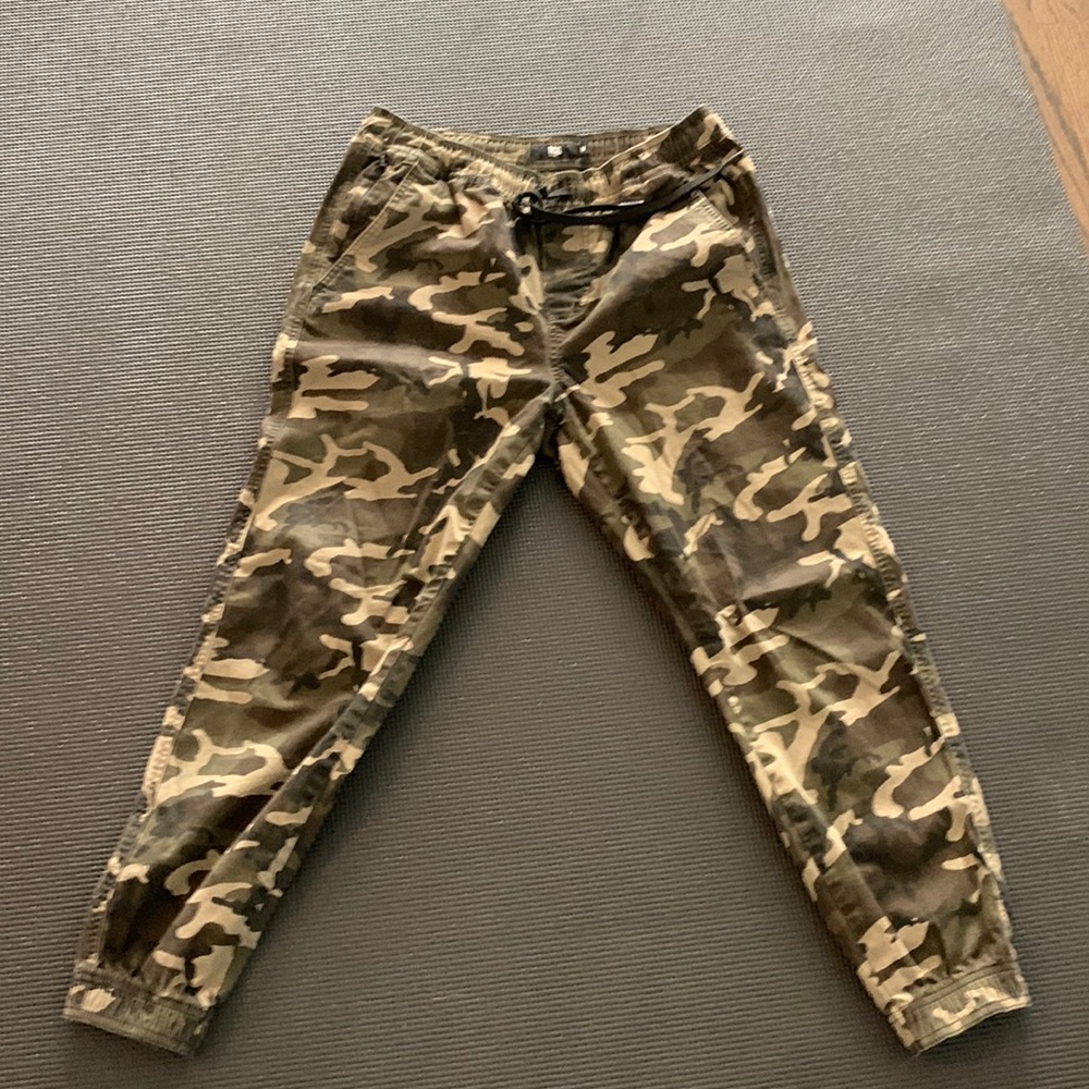 RSQ(Tillys) Camo Joggers
